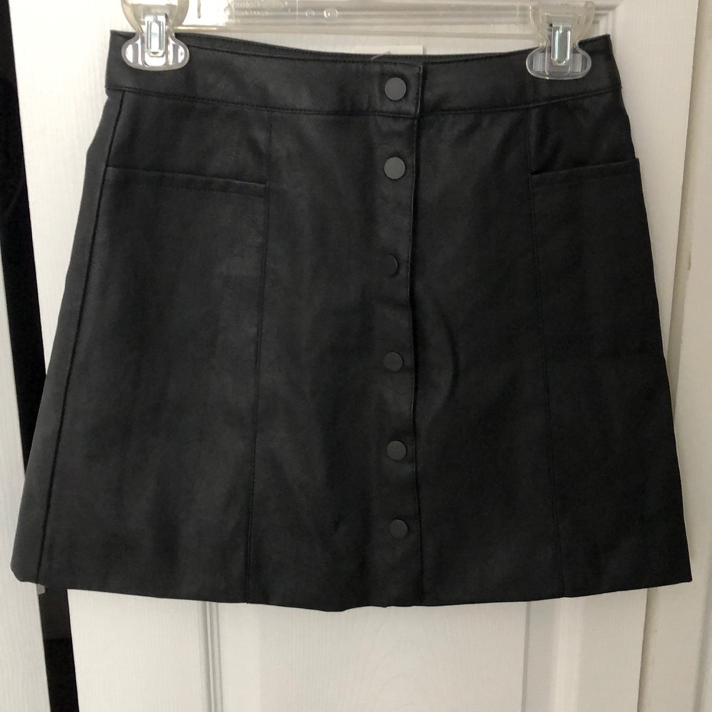 H&M minus leather skirt